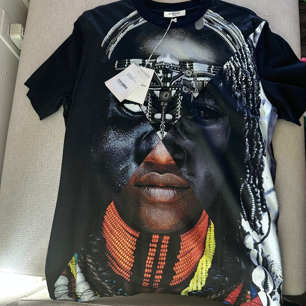 AUTHENTIC RUNWAY Givenchy Tribal T-Shirt